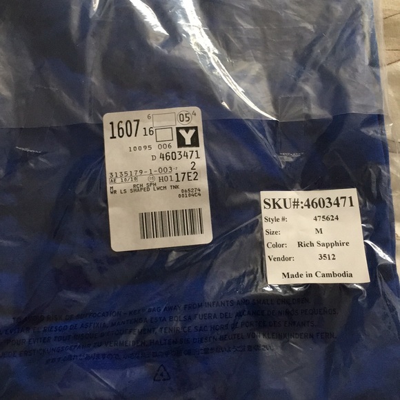 Bundle of 4 Land’s End Turtle Neck Tops - Picture 2 of 4